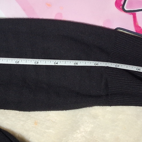 Vintage-Inspired Black and Red Sueter with Cherry Embroidery - Picture 7 of 9